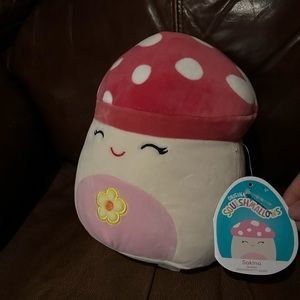 Squishmallow Sakina